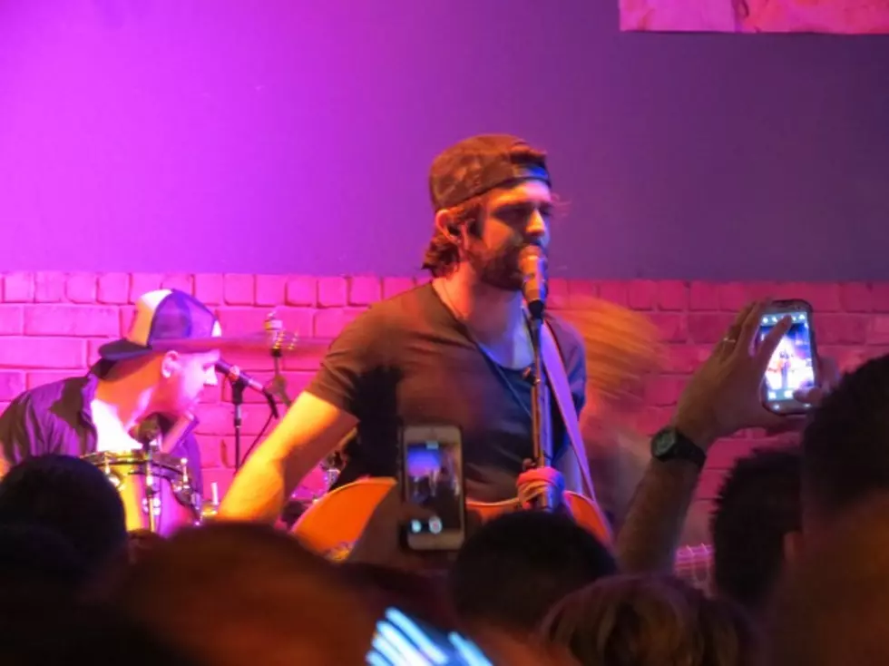 Thomas Rhett Sells Out Taste of Country Christmas Tour in Lawton&#8230;Twice [PHOTOS]