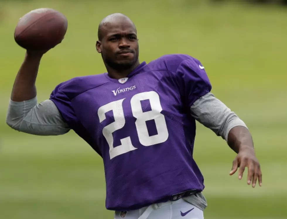 Peterson Re-instated By Vikings After 1-game Benching
