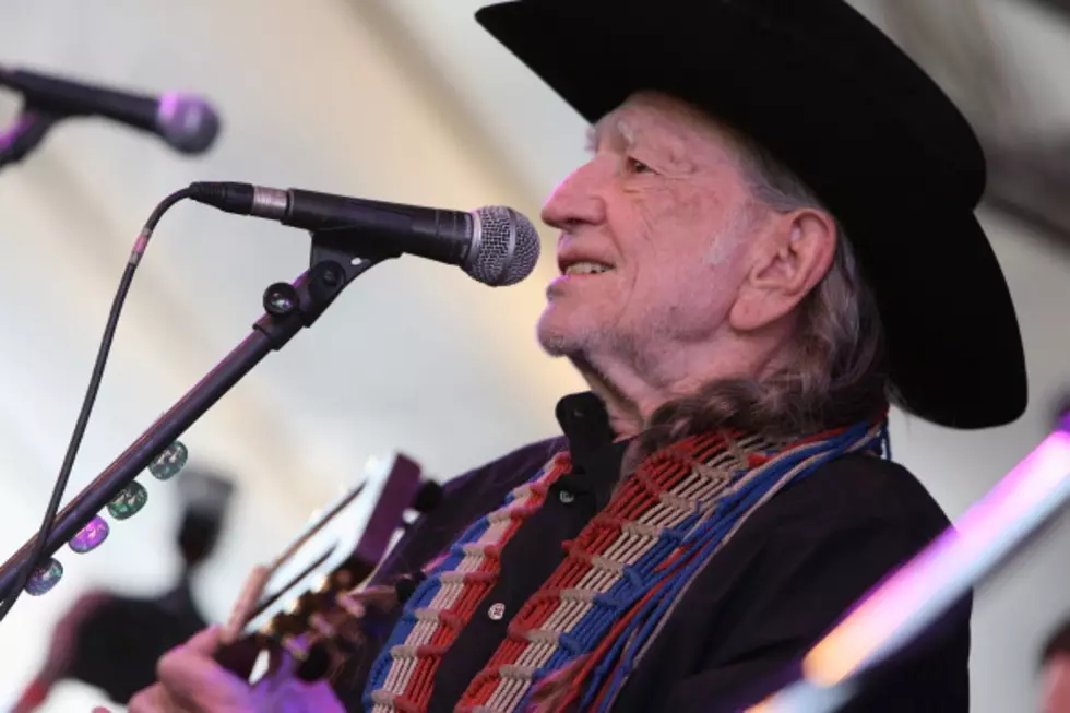Nothing Is Certain Except Death, Taxes And Willie Nelson &#8211; Today In Country Music History [VIDEO]