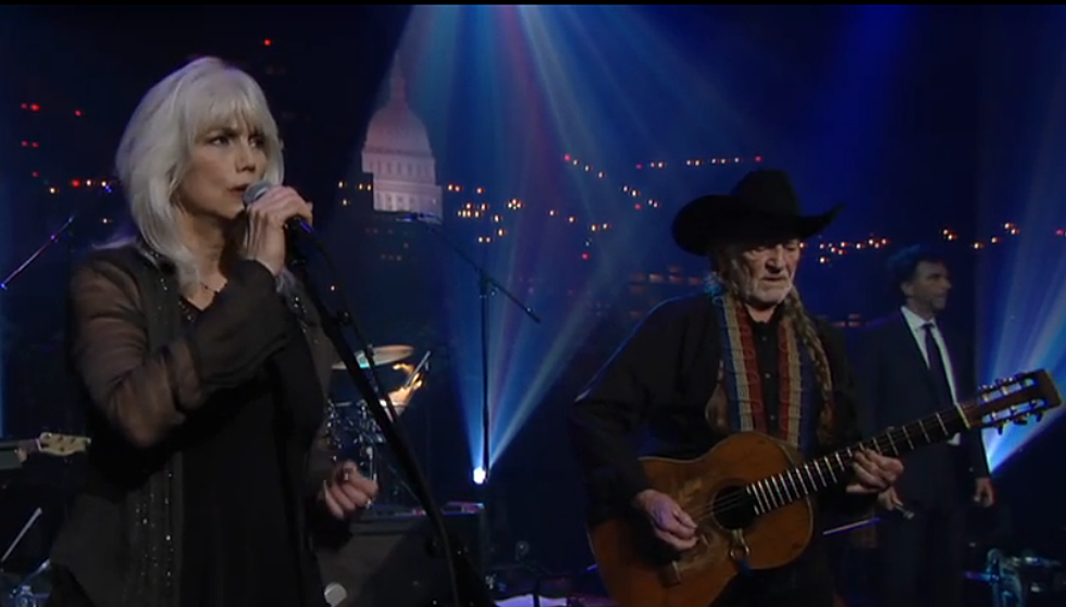 Willie Nelson And Emmylou Harris Go ‘Crazy’ [VIDEO]