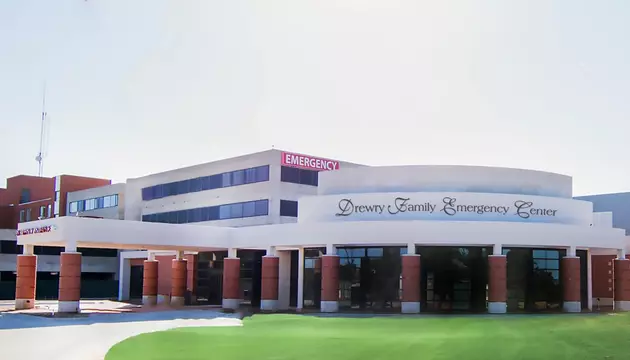Comanche County Memorial Hospital Announces Donation To Emergency Center