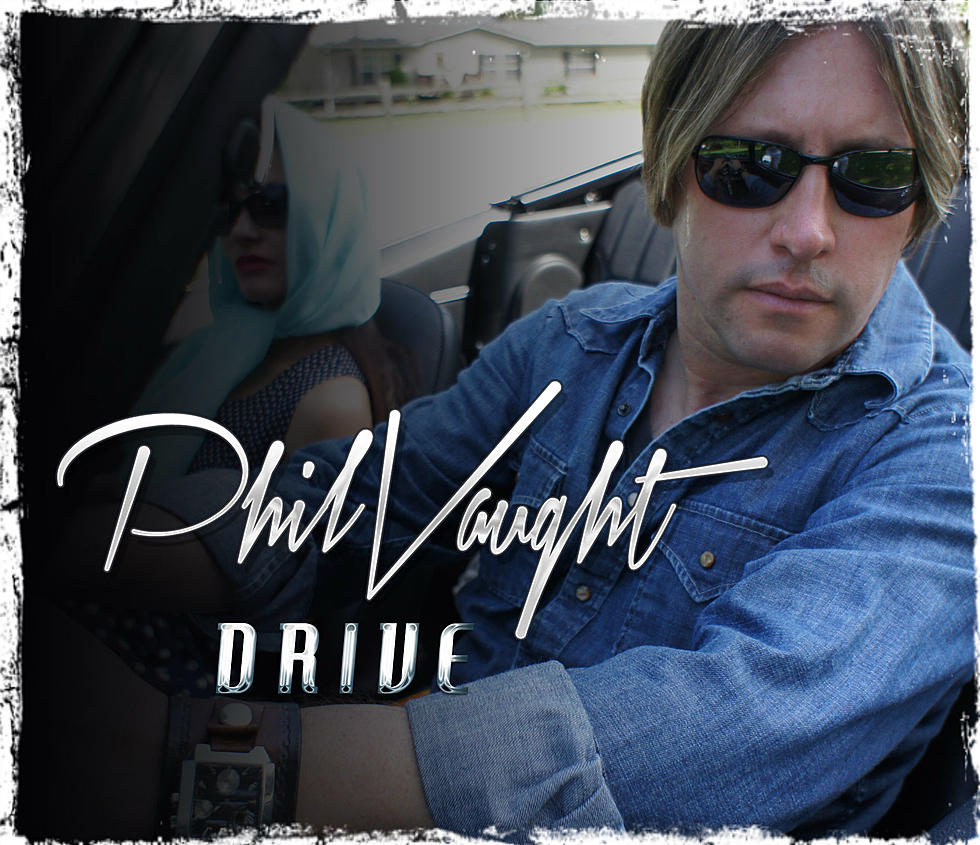 ‘Catch of the Day’ – Phil Vaught ft Vince Gill – “She’s Got A Single Thing In Mind” [AUDIO]