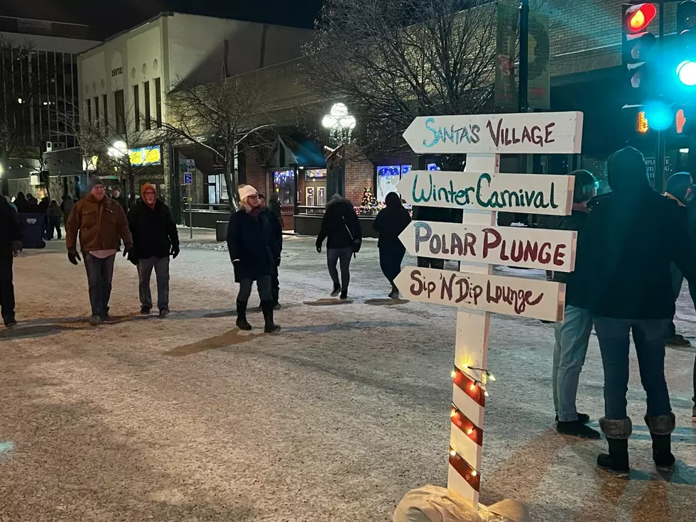 Christmas Stroll Brightens Up Downtown Great Falls For The Season
