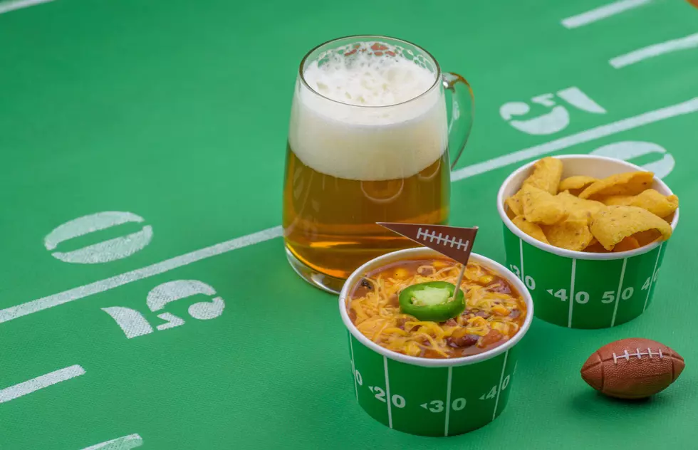 Do you love these Awesome Game day snacks and food?