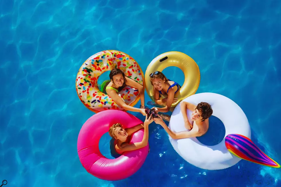 great Falls Montana kids in swimming pool
