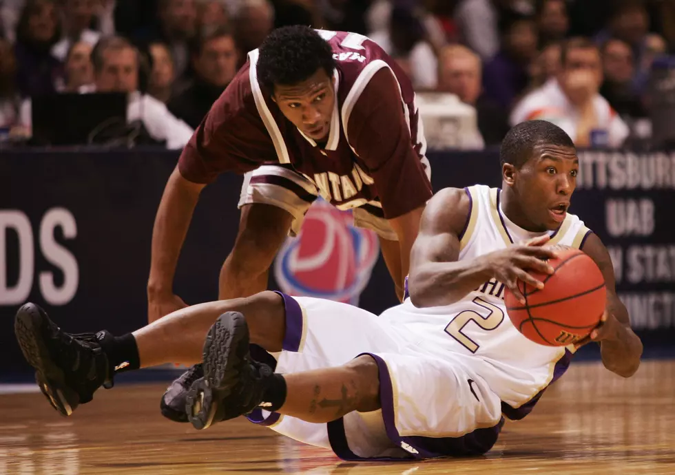 Washington Huskies v Montana Grizzlies