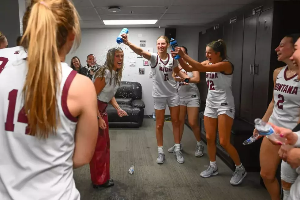 Lady Griz Upset Big 10 Washington Huskies at Home 82-68