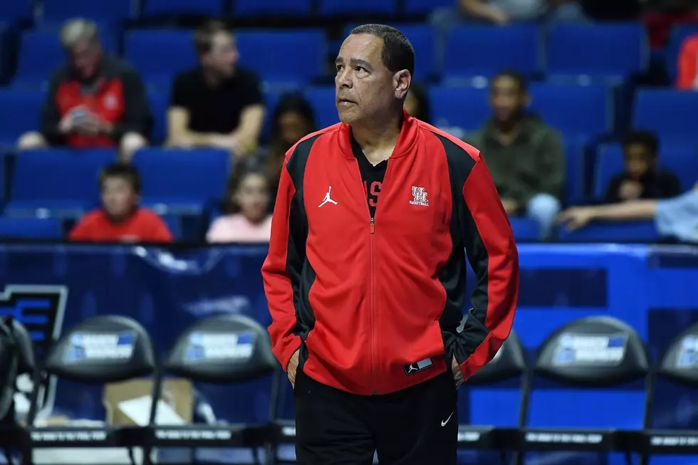 Kelvin Sampson Returns to Butte for Youth Basketball Camp