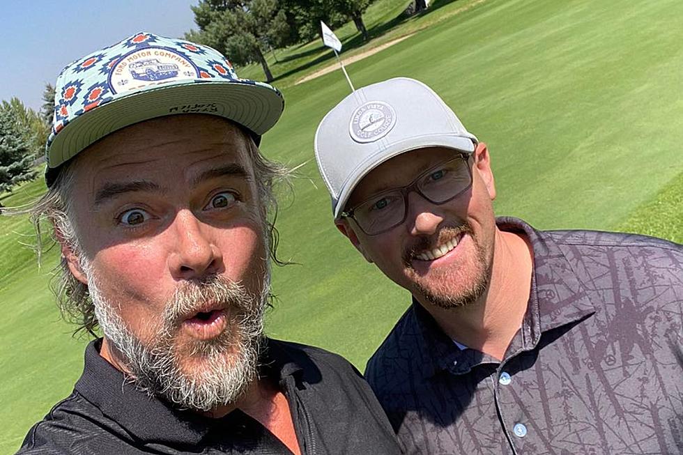 Actor Josh Duhamel Plays Surprising Missoula Golf Course