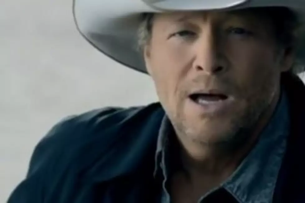 Alan Jackson Has Shaved Off His Mustache! OMG! What Do You Think? [VIDEO]