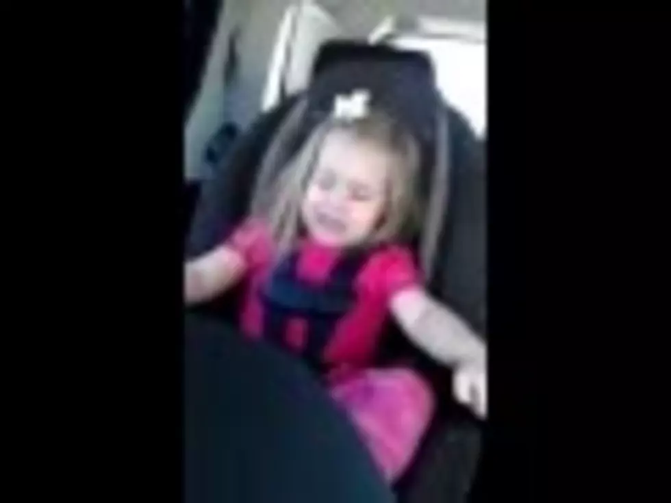Lets All Rock Out With Carrie Underwood’s ‘Good Girl’! Just Like This 3 Year Old [VIDEO]