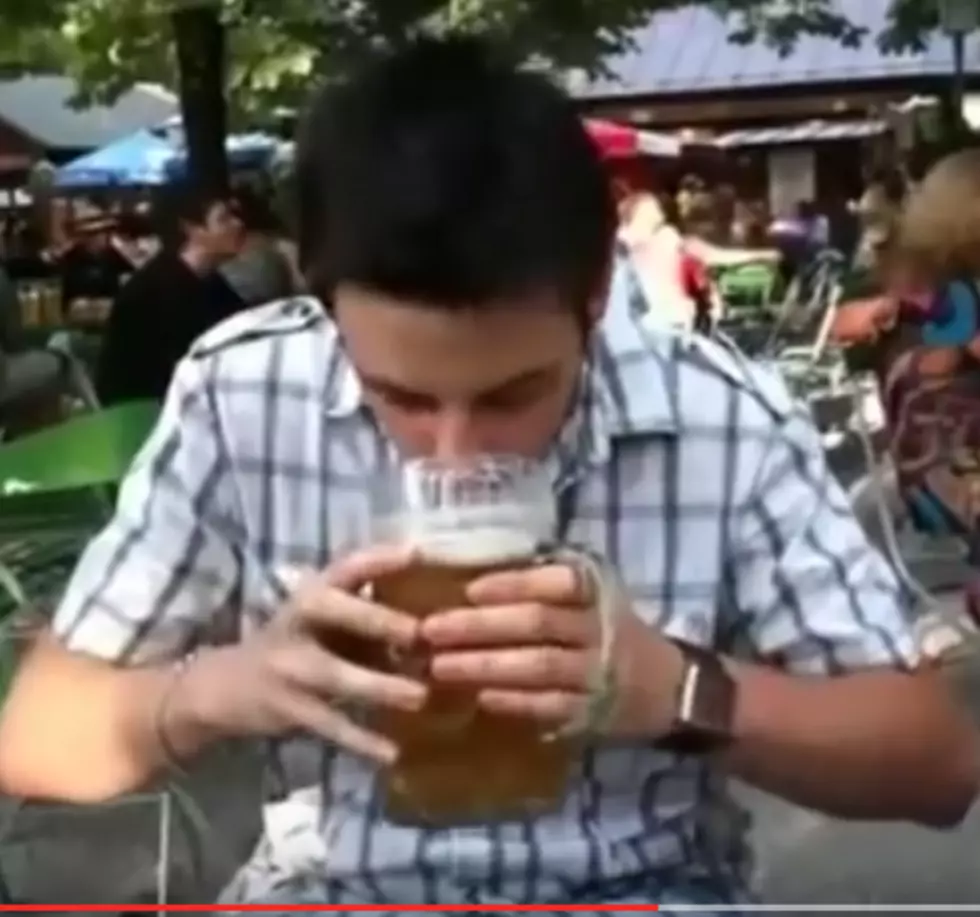 World&#8217;s Fastest Beer Drinkers! [VIDEO]