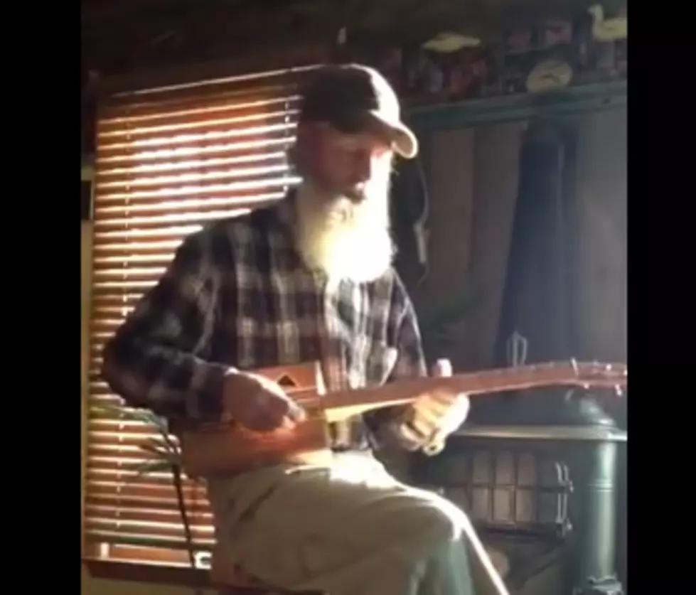Cigar Box Guitar Sounds AMAZING! [VIDEO]