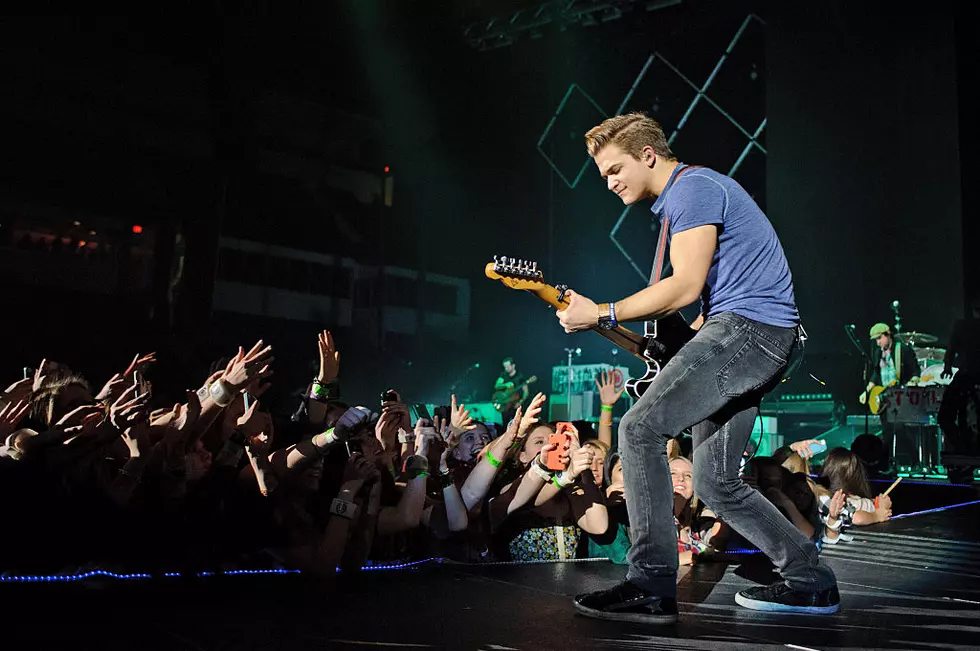 Win Front Row Tickets to See Hunter Hayes Right now!