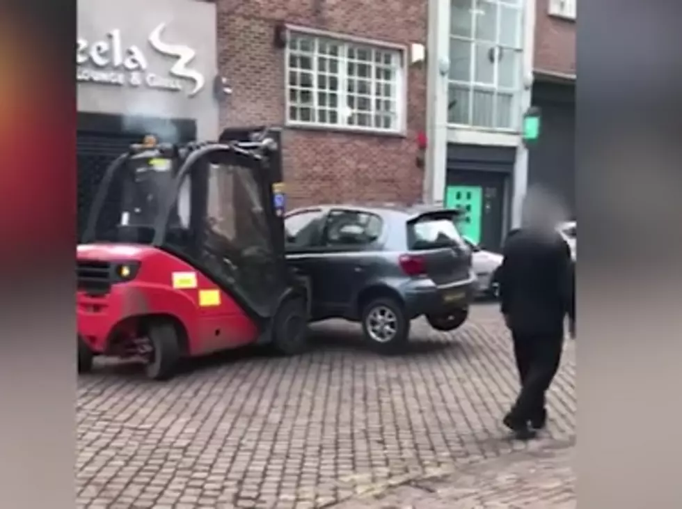 Forklift Moves Car From Blocking the Way!