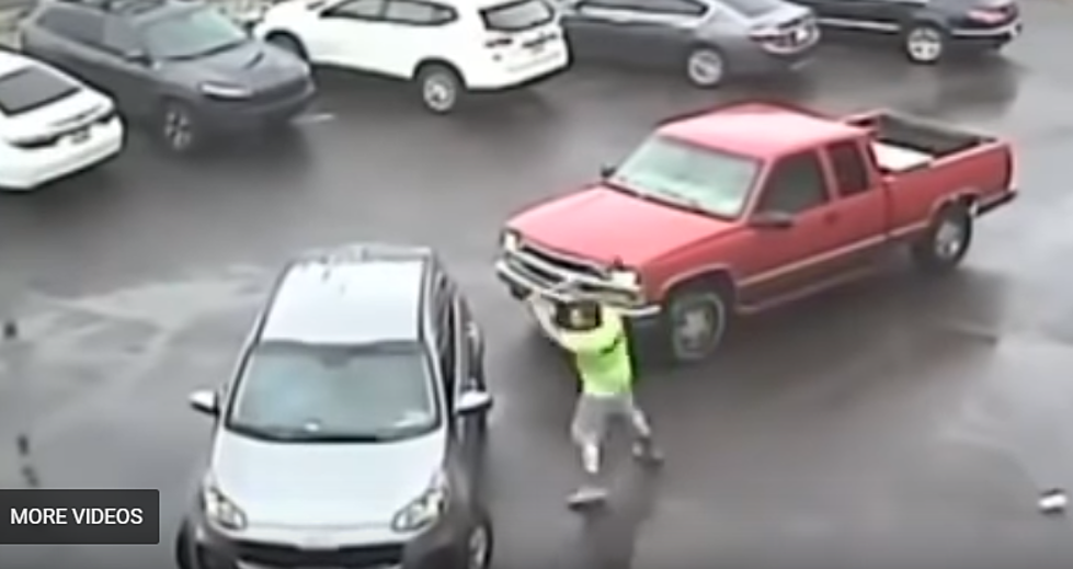 Road Rage Sledge Hammer Attack is Scary to Watch