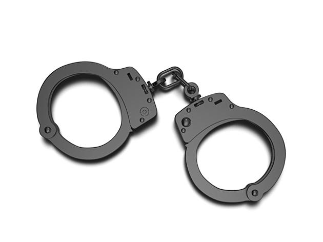 Handcuffed Kennewick Woman Flees Her Abuser
