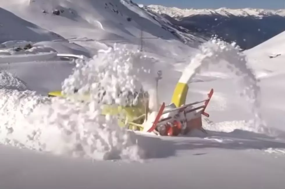 The Most Amazing Snow Blowers in Action [VIDEO]