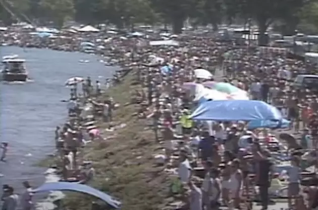 Here&#8217;s What Boat Races Looked Like 30 Years Ago [VIDEO]