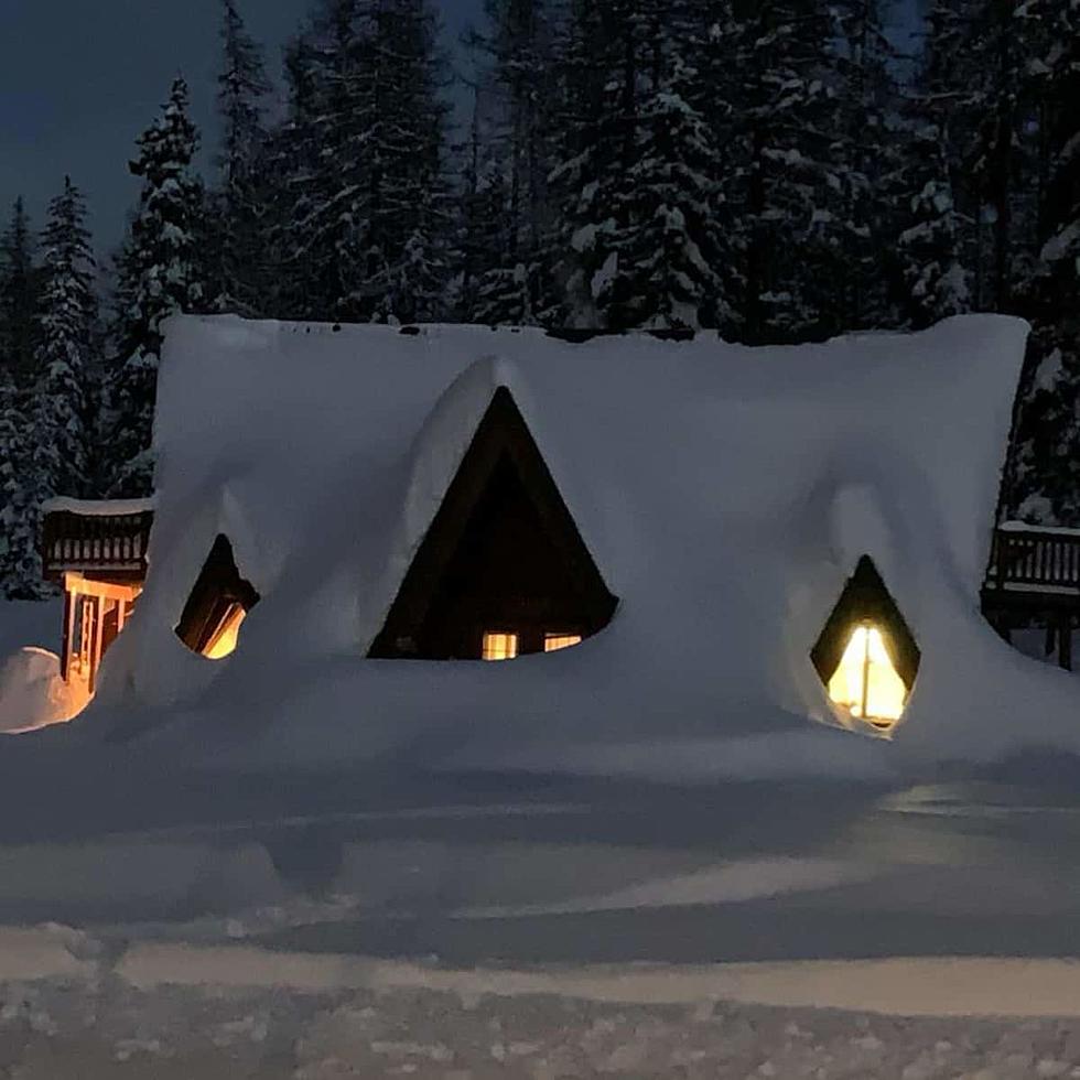 Would You Stay at This Cozy Winter Cabin in the Blue Mountains of Oregon?