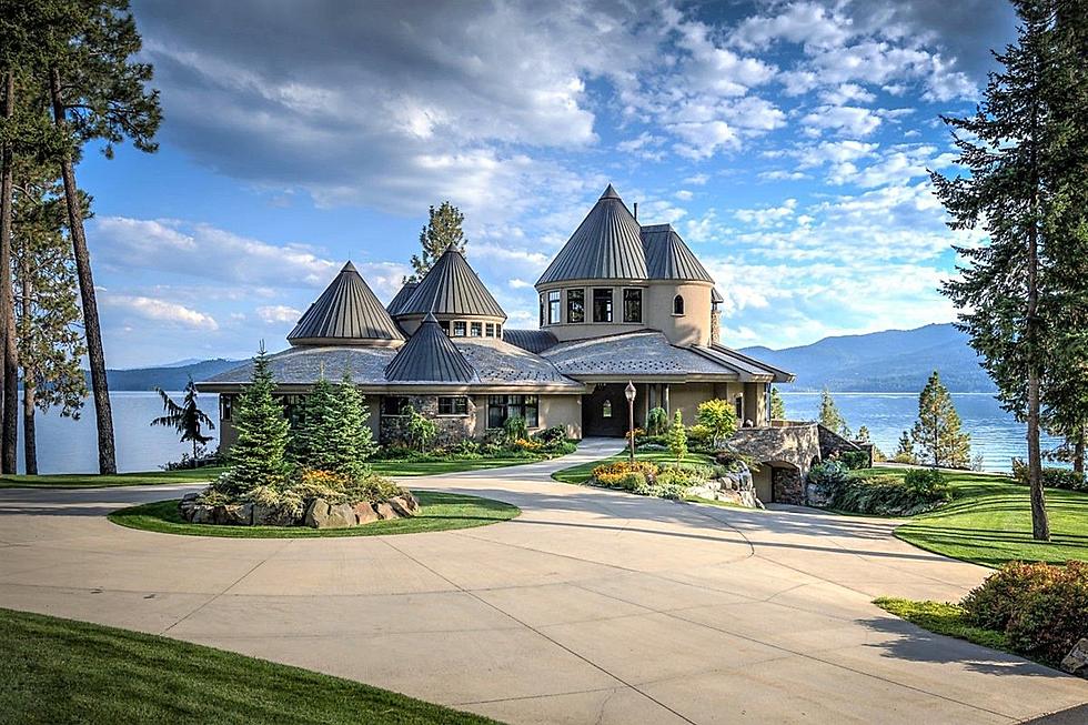 Wow! Live Like Royalty In This PNW Fairytale Lake Estate