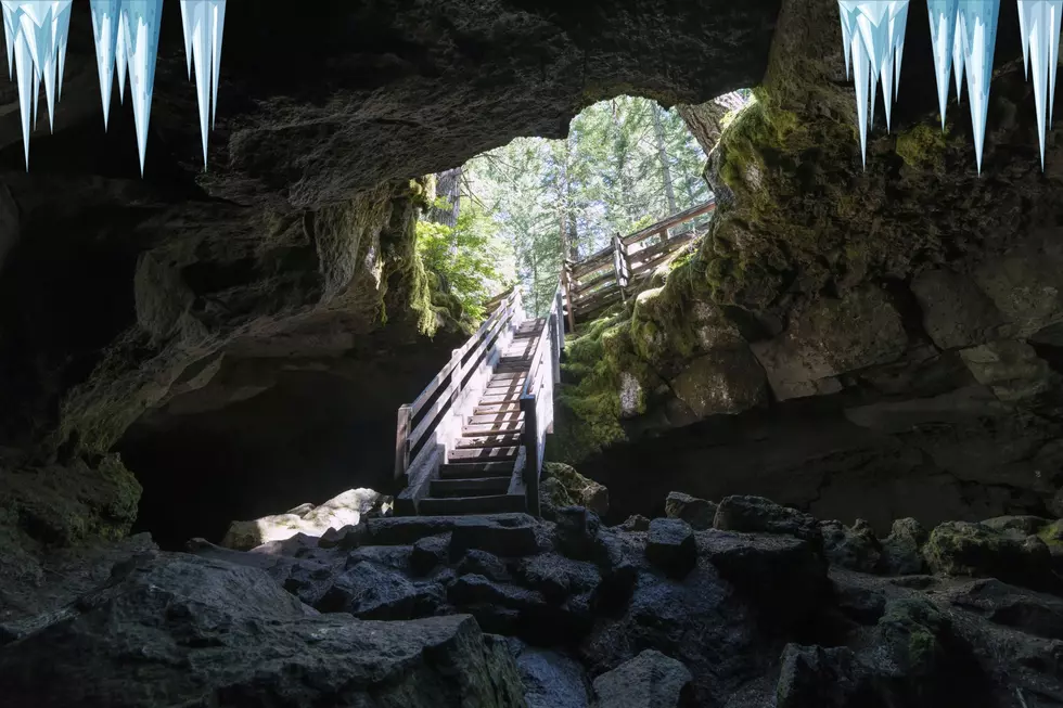 Amazing Ice Cave in Washington Should Be On Your Hiking List