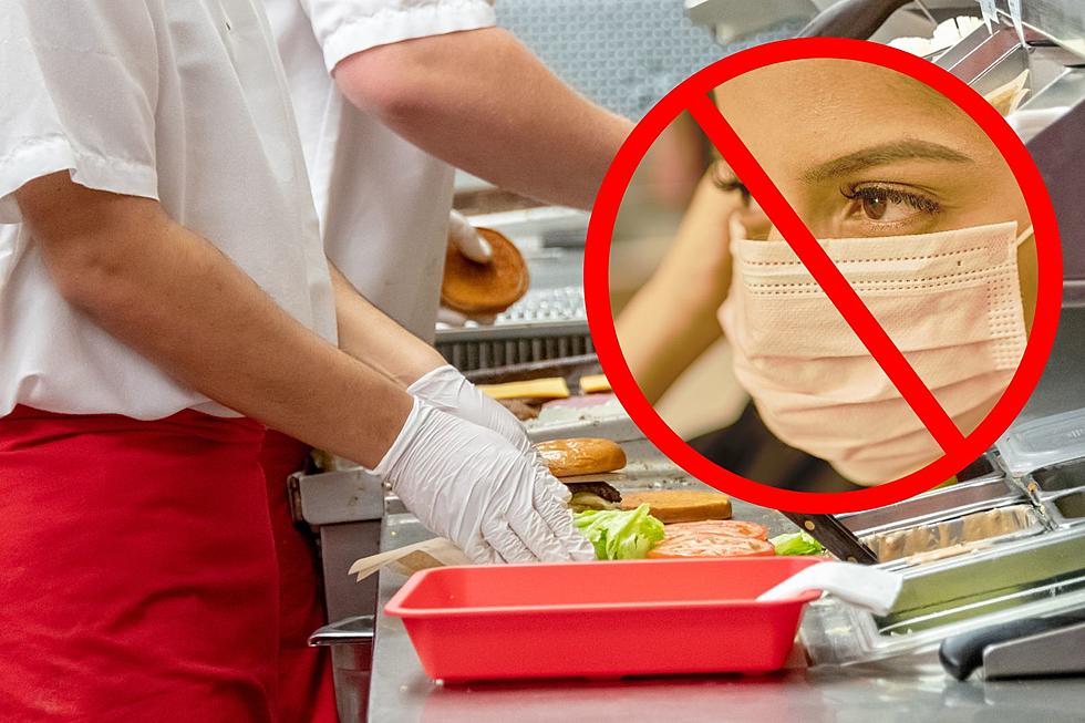 Is This Legal? AZ Fast Food Chain Bars Employees Mask Wearing