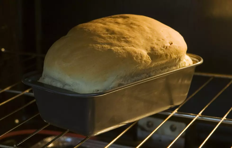 Delish Thursday: Check Out This Impossibly Easy Homemade Bread