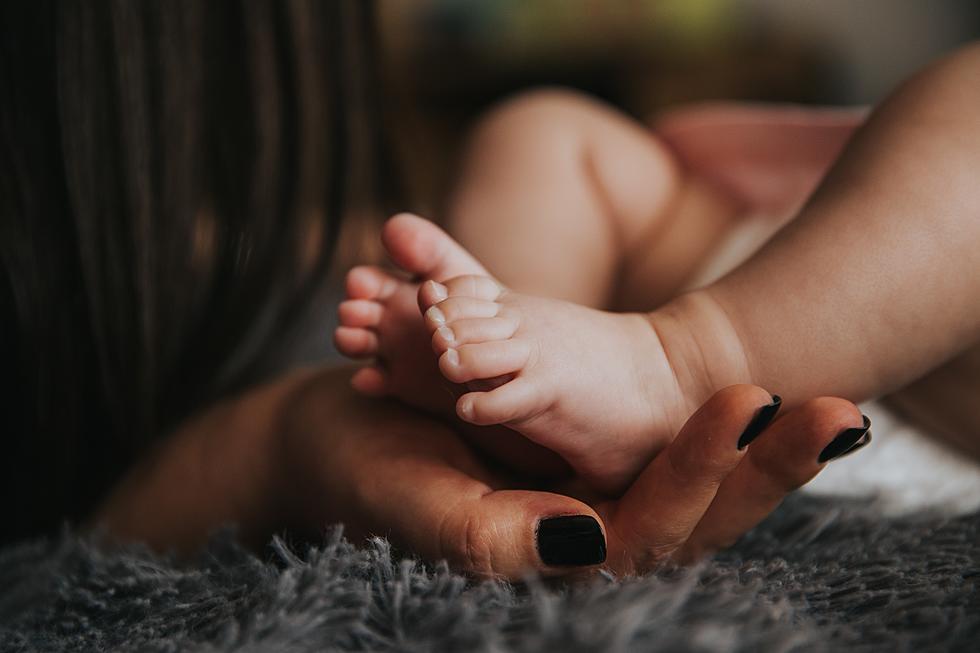 Southern Utah Moms Lead Protest for Breast Feeding Rights