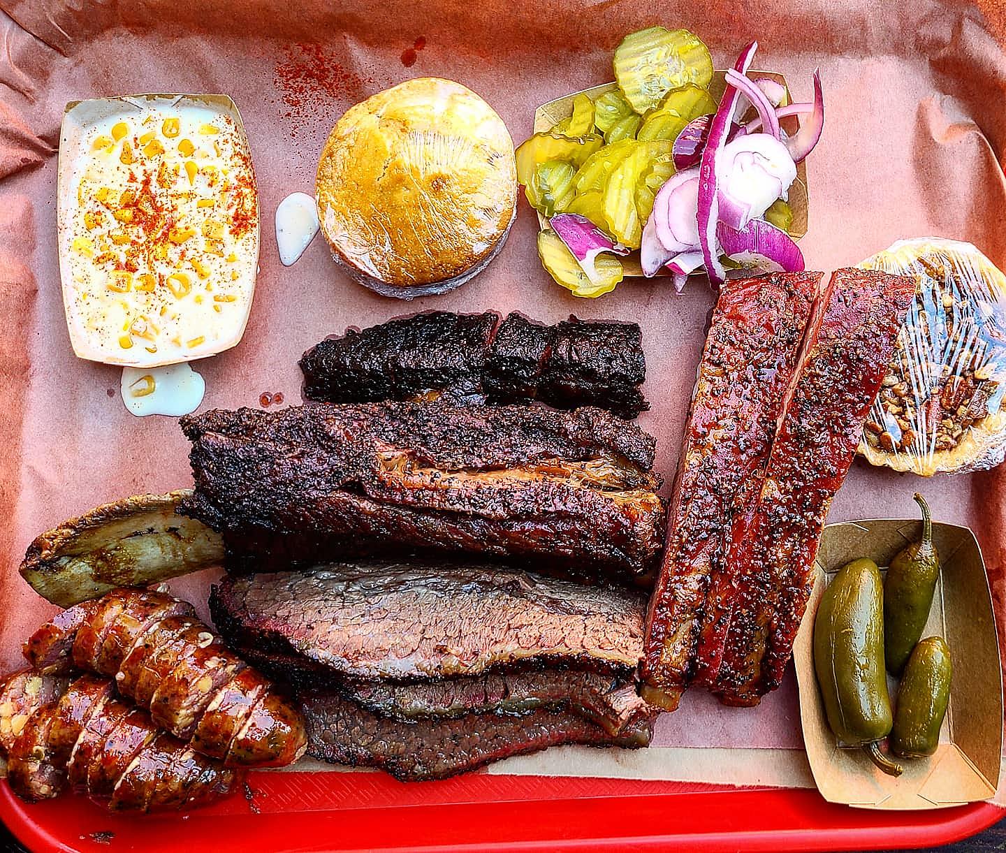 How to Smoke Meat: Pitmasters Give Tips & Tricks to Smoking Meat at Home -  Thrillist
