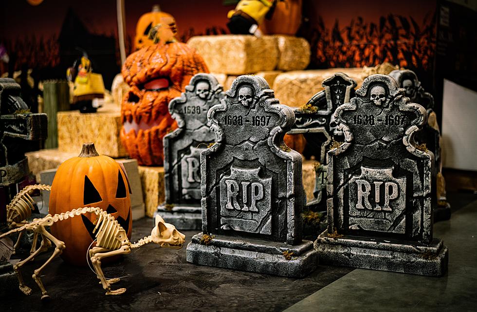 The Best States For Halloween Decorations: Where's Utah?
