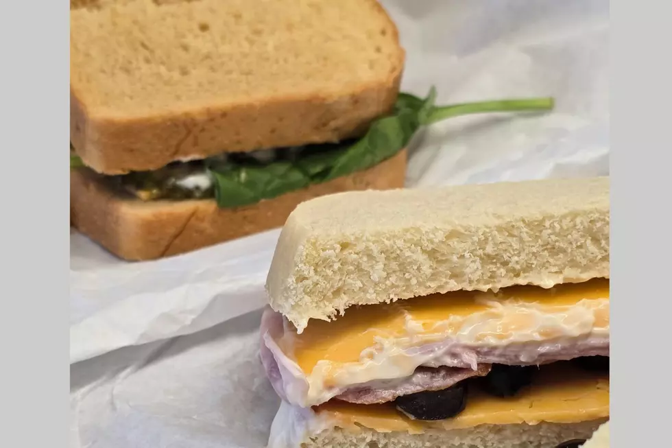 Sandwiches made to order. dhiatt