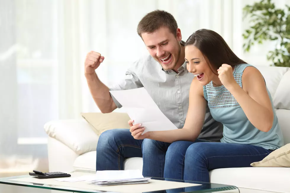 3 Tips To Make Your Finances Celebratory Before the Holidays Hit