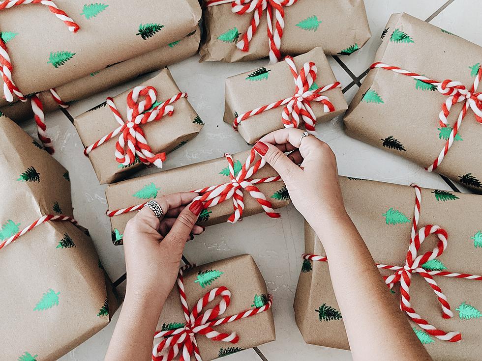 5  Gift Ideas under $20 for Co-workers this Holiday Season