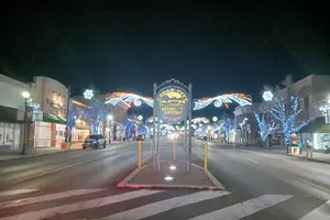 A Colorful and Wonderous Drive Through Christmas Lane in Cedar City