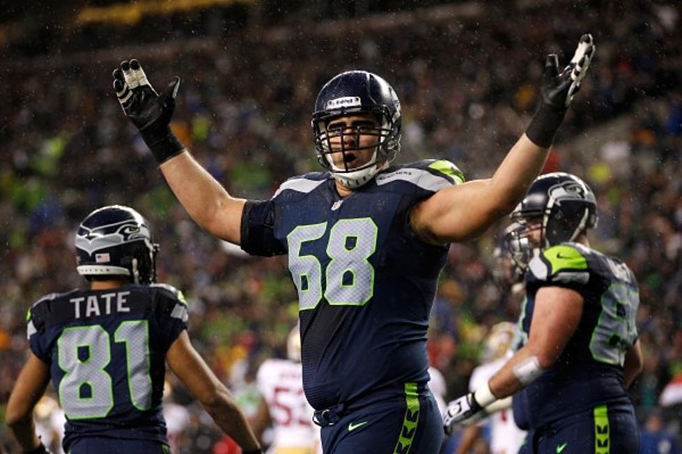 Seahawks Right Tackle has Knee Surgery