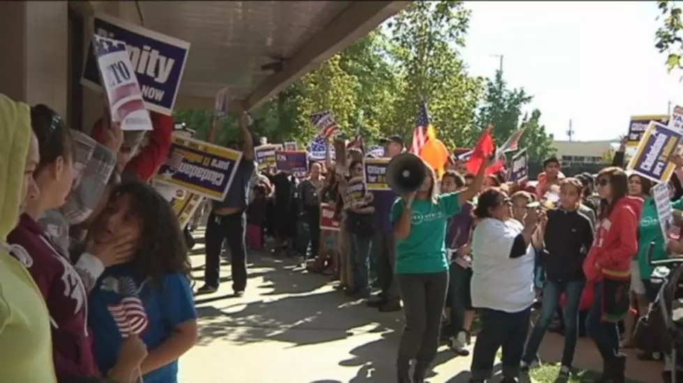 Immigration Reform Supports Rally at Doc Hastings Office