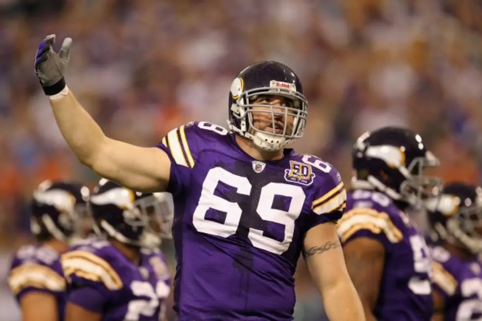 Jared Allen Spurns Seahawks, Signs With Chicago Bears
