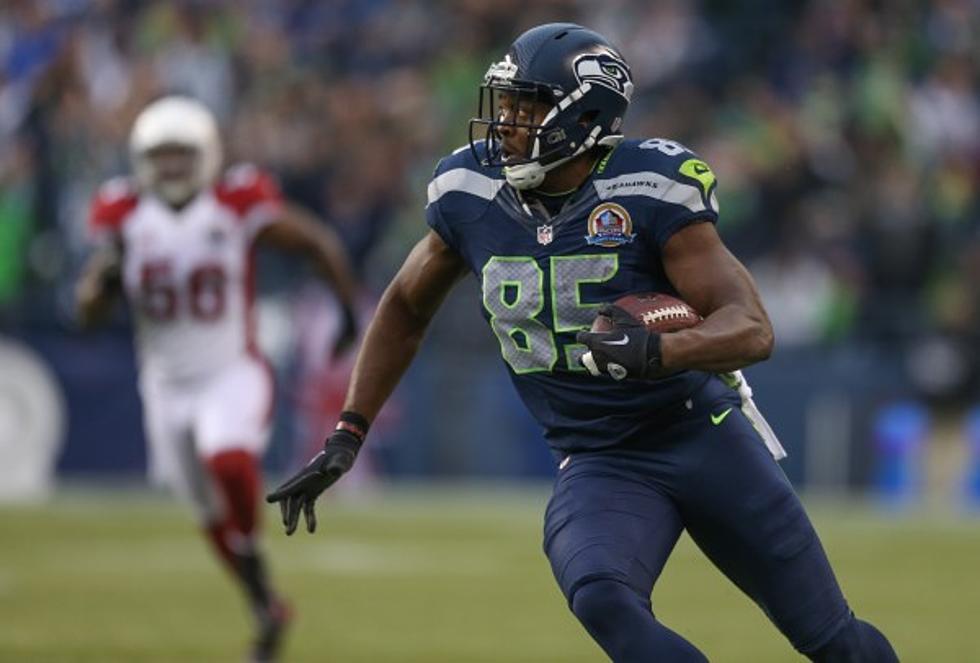 Seahawks Re-Sign TE Anthony McCoy