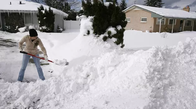 City Officials Reminding Property Owners to Remove Snow