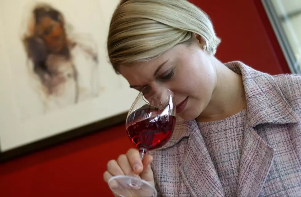 Hey, Wine Tasters, Science Affirms Using Traditional Glasses &#8212; Dave&#8217;s Diary