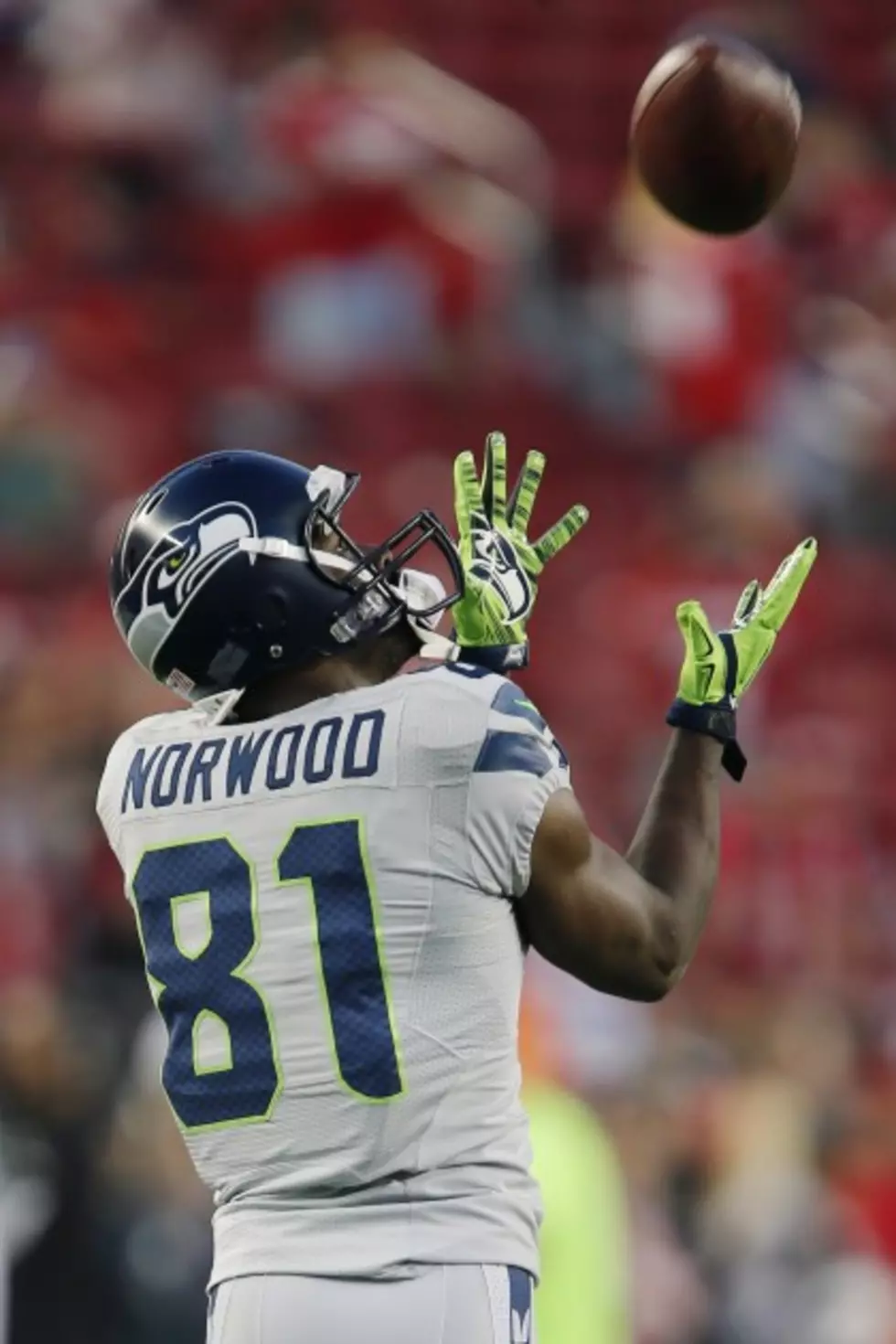 Panthers acquire Seahawks WR Norwood for 2017 draft pick