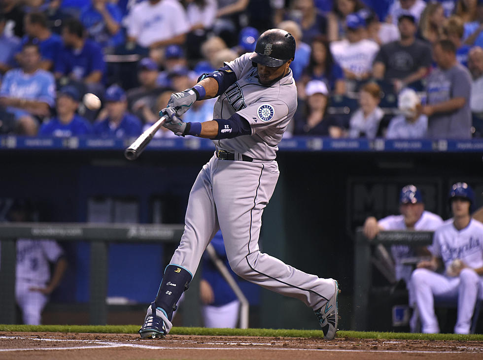 Mariners Sinks Royals With 5 HRs