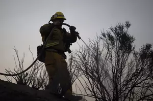 (UPDATED TUESDAY 6:00 A.M.) Sheep Company Road Fire Keeping Firefighters Busy Sunday