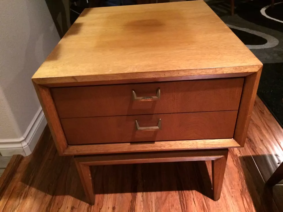 People Are Giving Away Perfectly Good Antiques