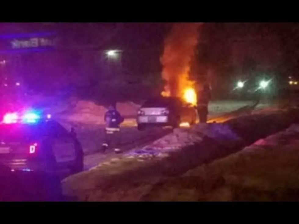 Spokane Officer Helps Woman Escape Burning Vehicle