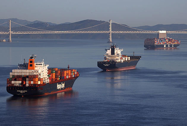 Ag News: Vilsack on Port of Oakland and Cattle Numbers Down