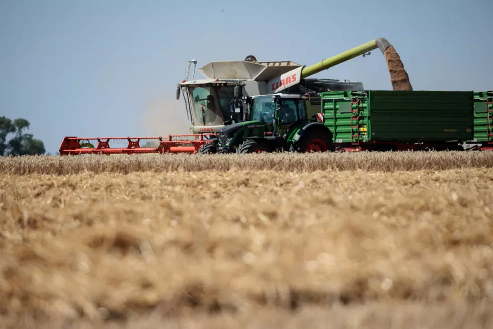 Russia-Ukraine Grain Export Deal and Deere Clean Air Act Violations