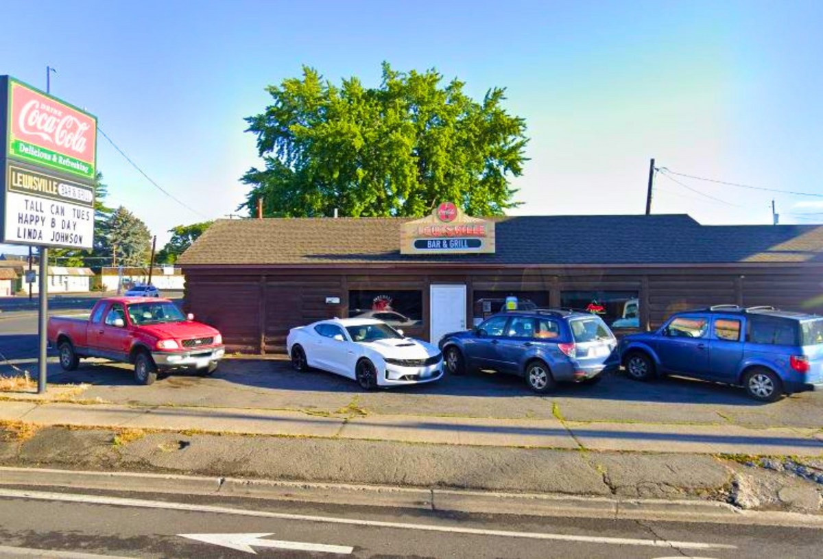 These Yakima Dive Bars Are Local Town Favorites