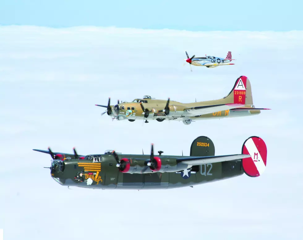 Iconic WWII aircraft fly into Pasco for national tour
